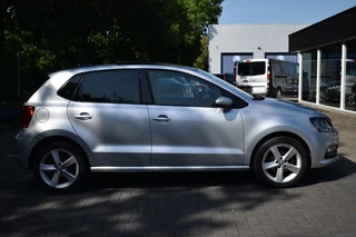 Volkswagen Polo Volkswagen Polo 1.2 TSI Highline CLIMA CRUISE NAVI PDC SCHUIFDAK - afbeelding nr 7