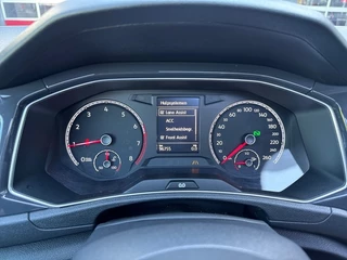 Volkswagen T-Roc - afbeelding nr 18