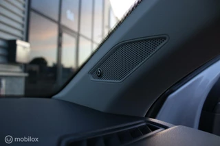Volkswagen Polo Volkswagen Polo 1.0 TSI 90PK R-Line VIRTUAL BEATS NAVIGATIE - afbeelding nr 29