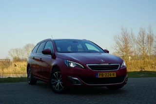 Peugeot 308 Peugeot 308 SW 1.2 130PK Allure | Rouge Babylone | Pano/NAV/Add.cruise/Allseason - Keurig! - afbeelding nr 5