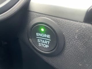 Ford Kuga Ford Kuga 2.5 PHEV Titanium | Navigatie | Stoelverwarming | Plug-in - afbeelding nr 22