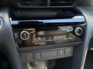 Toyota Yaris Cross Toyota Yaris Cross 1.5 Hybrid Dynamic - Navi - camera - trekhaak - afbeelding nr 19