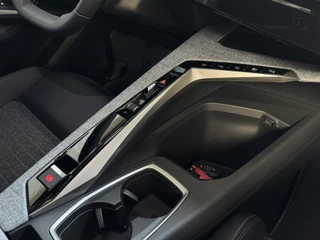 Peugeot 3008 Peugeot 3008 1.2 HYBRID 145e ALLURE AUT. CARPLAY AFN.TREKHAAK NAVI STOELVERW KEYLESS 05/2025 - afbeelding nr 33
