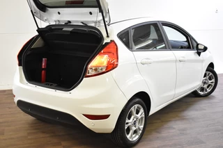 Ford Fiesta PDC/NAVI/LMV - afbeelding nr 10