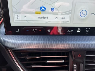 Ford Focus Ford Focus Wagon 1.0 EcoBoost Hybrid Active 125PK Winterpack Adaptieve Cruise SYNC4 Navi Camera Climate Privacy Glass *Compleet* - afbeelding nr 21