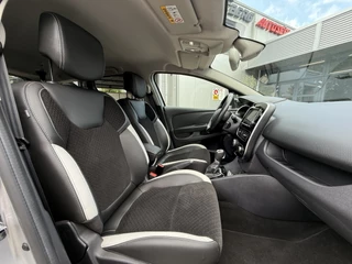 Renault Clio Renault Clio Estate 1.2 TCe Bose Automaat/Led/Navigatie/Cruise/Trekhaak/Camera/R-Link - afbeelding nr 4