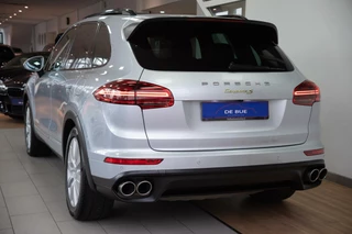 Porsche Cayenne Porsche Cayenne 3.0 S E-Hybrid Org NL 2e Eig Pano BOSE 20