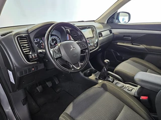 Mitsubishi Outlander Mitsubishi Outlander 2.0 Business Edition / Trekhaak / Camera - afbeelding nr 15
