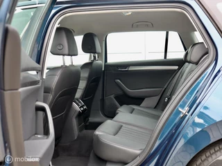 Škoda Superb Skoda Superb Combi 1.6 TDI Automaat Trekhaak LED PDC Leer ACC - afbeelding nr 15