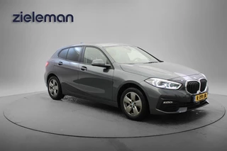 BMW 1 Serie 118i Executive Edition - Digitaal Cockpit, Carplay, Navi, Cruise, Clima, PDC