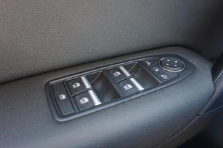 Renault Captur Renault Captur 90PK Intens 9,3'MULTIMEDIA | NAVI | CAMERA | PARKSENS V+A | LUXE - afbeelding nr 18