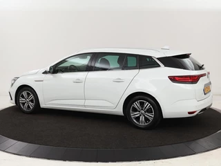 Renault Mégane Renault Mégane 1.3 TCe Intens | Automaat | Carplay | Full LED |  Navigatie | Cruise control | Climate control | Parkeerhulp | Keyless | DAB | Getint glas - afbeelding nr 2