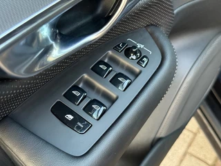 Volvo XC90 Volvo XC90 2.0 T8 R DESIGN RECHARGE 7 zits Long Range Panodak - afbeelding nr 35