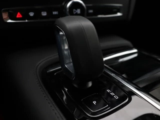 Volvo V90 Volvo V90 T6 PLUG-IN HYBRID LONG RANGE ULTRA DARK 360GR CAM HARMAN KARDON - afbeelding nr 39