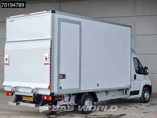 Peugeot Boxer Peugeot Boxer 165PK Bakwagen Laadklep Zijdeur Lat om lat Airco Bluetooth Radio Meubelbak Koffer Gesloten laadbak 21m3 Airco Cruise control - afbeelding nr 8