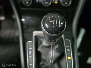 Volkswagen Golf Volkswagen Golf 1.2 TSI Cup/ Led Pakket/ Park.Hulp/Top onderhouden - afbeelding nr 19