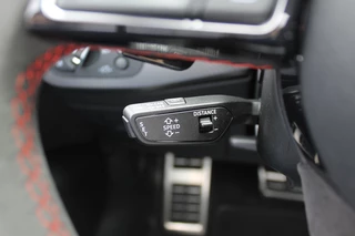 Audi RS4 Audi RS4 Avant 2.9 TFSI quattro / Milltek / Panoramadak / Camera / Head-up / Sportuitlaat / 20'' / Luxe Leder / Dodehoek / Virtual Cockpit / Stoelmassage / B&O - afbeelding nr 35