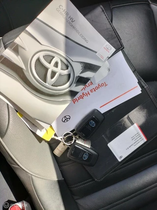 Toyota C-HR Toyota C-HR 1.8 Hybrid Black Edition - afbeelding nr 24