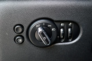 MINI One MINI One Mini 1.5 First Essential Rijklaarprijs-Garantie Navigatie Led Airco 17 Inch Apple carplay - afbeelding nr 27