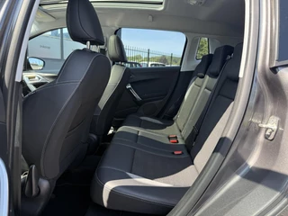 Peugeot 2008 Peugeot 2008 1.2 PureTech Allure Pano,Navi,Trekhaak,Pdc,Clima,Cruise,110pk,Lmv,Apk tot 12-2025 - afbeelding nr 8