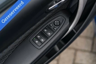 BMW 1 Serie BMW 1-serie M140i Alcantara Memory Dak Harman Kardon - afbeelding nr 55