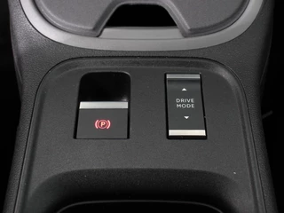 Jeep Avenger Jeep Avenger Longitude 54 kWh Automaat Navigatie Apple Carplay/ Android Auto Parkeersensor achter Cruise Control Stoelverwarming Full LED Virtual Cockpit Climate Control - afbeelding nr 19