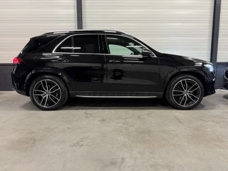 Mercedes-Benz GLE Mercedes-Benz GLE 350 e 4MATIC AMG PANO/22