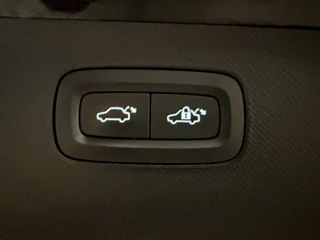 Volvo XC90 PANO/LUCHTVERING/TREKHAAK/HEAD-UP/360CAMERA/H&K/ACC/PILOT-ASSIST/KEYLESS/22