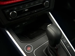 SEAT Arona SEAT Arona 1.0 EcoTSI 116pk FR DSG | Full LED | Keyless | ParkAssist + Camera | App-Connect | Armsteun vóór | Black Pack | Wireless Charge - afbeelding nr 39