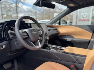 Lexus RX Lexus RX 450h+ Plug-in Hybrid Executive Line Pano, Trekhaak, Head-Up Display, Leer  , All-in Rijklaarprijs - afbeelding nr 25
