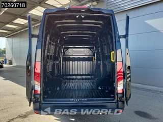 Iveco Daily Iveco Daily 35C21 Automaat 2025 model L2H2 ACC LED CarPlay Camera 12m3 Airco - afbeelding nr 3
