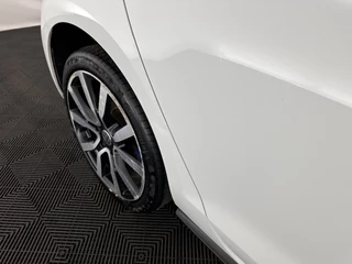 Volkswagen Golf Aut. *FULL-LED | NAVI-FULLMAP | SPORT-SEATS | DAB+  | TOWBAR | ECC | SHIFT-PADDLES | PARKPILOT | CRUISE | 18''ALU* - afbeelding nr 39