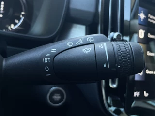 Volvo XC40 Stuurwiel verwarmd | Navigatie - afbeelding nr 25