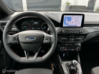 Ford Focus Ford Focus 1.0 EcoBoost ST Line Navi 18inch Led Winterpack NAP Dik! - afbeelding nr 35