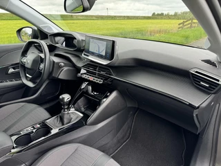 Peugeot 208 Peugeot 208 1.2 PureTech Allure|Virtual|101PK|Carplay|Camera - afbeelding nr 11