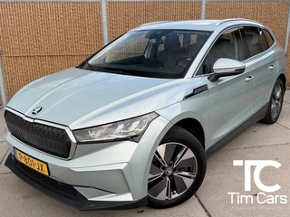 Škoda Enyaq iV 80 Leer/alcantara | Warmtepomp | LED koplampen | Sfeerverlichting | Parkeersensoren voor en achter | Navigatiesysteem | Apple CarPlay/Android Auto Full-Link | Cruise & Climate control | Rijbaan assistent | Achteruitrijcamera