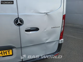 Mercedes-Benz Sprinter Mercedes Sprinter 214 CDI Automaat L2H2 Airco Cruise Camera Parkeersensoren MBUX Euro6 L2 12m3 Airco Cruise control - afbeelding nr 9