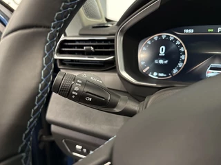 Lynk & Co 01 Lynk & Co 01 1.5 PHEV | 6,6 KWH | MY22 | BLACK | PANO | 360 CAMERA | ACC | NA - afbeelding nr 29
