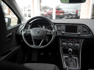 SEAT Leon | Navigatie & Apple Carplay/Android Auto | Parkeersensoren | Hoogteverstelling stoelen | Climate control | Donker getint glas | Cruise control - afbeelding nr 8
