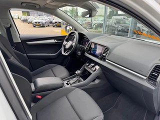 Škoda Karoq Škoda Karoq 1.5 TSI Business Edition - panorama - camera - adaptive cruise - afbeelding nr 31