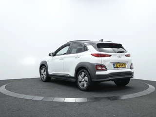 Hyundai Kona Hyundai Kona EV Premium 64 kWh | Navigatie | Camera | Stoelventilatie - afbeelding nr 8
