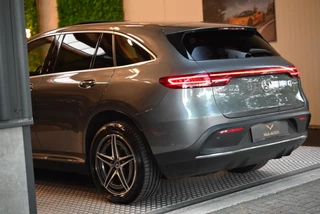 Mercedes-Benz EQC Mercedes-Benz EQC 400 4MATIC Premium Plus 80 kWh AMG - Memory - Distronic - Schuifdak - Keyless Entry - HUD - Ambiance Verlichting - afbeelding nr 15