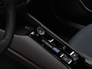 Alfa Romeo Junior Alfa Romeo Junior Veloce 54 kWh 280 PK | Techno Pack | 20