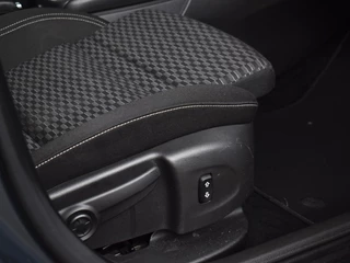 Opel Astra Opel Astra 1.0 Business+ | Schuifdak • Comfortstoelen • Climate • 17 inch - afbeelding nr 13