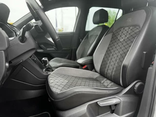 Volkswagen Tiguan Volkswagen Tiguan 1.5 TSI R-Line Business| ACC|IQ-Light|20'' - afbeelding nr 4