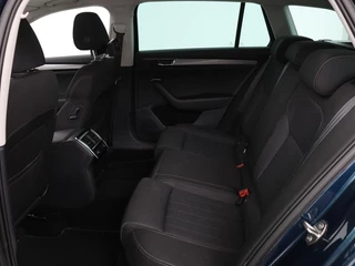 Škoda Superb Skoda Superb 1.4 TSI iV Business Edition Plus | Panoramadak |  Stoel & stuurverwarming | Adaptive cruise | Virtual Cockpit | Canton Sound | Memory | Carplay | Achterbankverwarming | Navigatie - afbeelding nr 9
