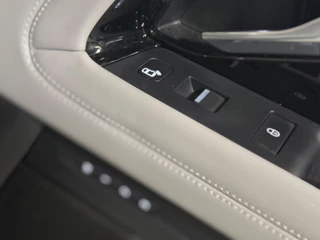 Land Rover Range Rover Evoque Land Rover Range Rover Evoque 2.0 D150 AWD SE R Dynamic | Pano | massage | 360 camera | CarPlay | Meridian - afbeelding nr 18
