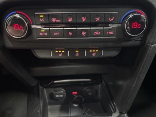 Kia Ceed Sportswagon Kia Ceed Sportswagon 1.0 T-GDi DynamicPlusLine Navi | Clima |Camera |Stoel / Stuur verwarming - afbeelding nr 17