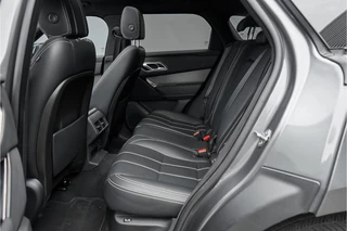 Land Rover Range Rover Velar Land Rover Range Rover Velar 2.0 P250 Turbo AWD Pano Black Pack Leder Meridian 20