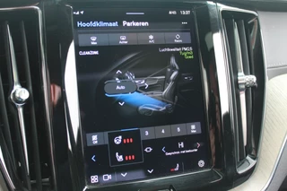 Volvo XC60 Volvo XC60 T6 Recharge AWD Ultimate Bright | Longe Range | Parkeercamera | Panoramadak | Trekhaak | HUD | Leder | Stoelverwarming | Keyless - afbeelding nr 47